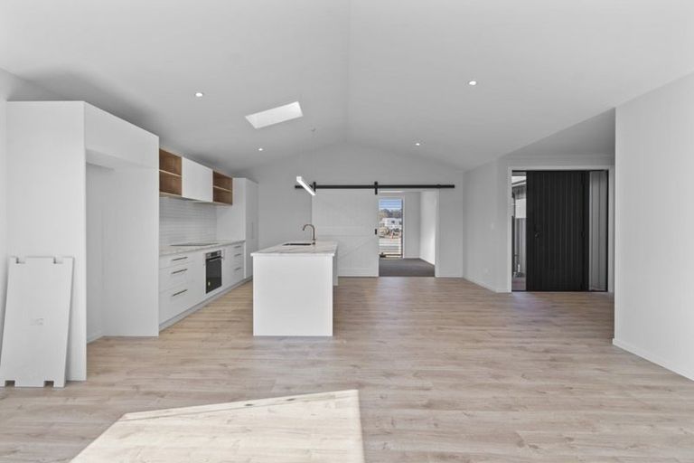 Photo of property in 5 Whakahaumako Road, Leamington, 3495