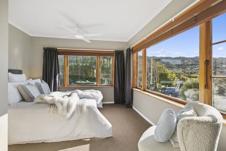 Photo of property in 14 Cecil Road, Tawa, Wellington, 5028