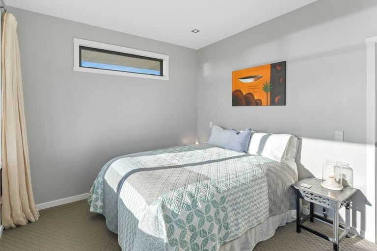 Photo of property in 8 Beachview Grove, Peka Peka, Waikanae, 5391