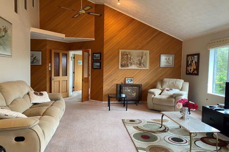 Photo of property in 10 James Cook Drive, Whitby, Porirua, 5024