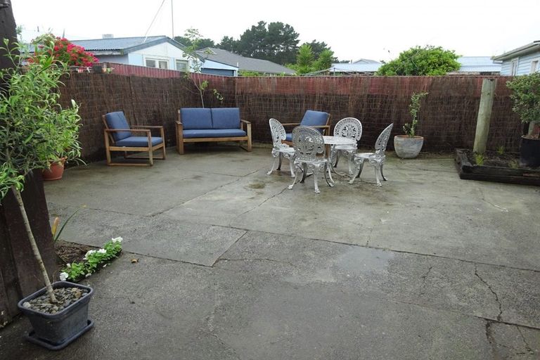 Photo of property in 21 Union Street, Foxton, 4814