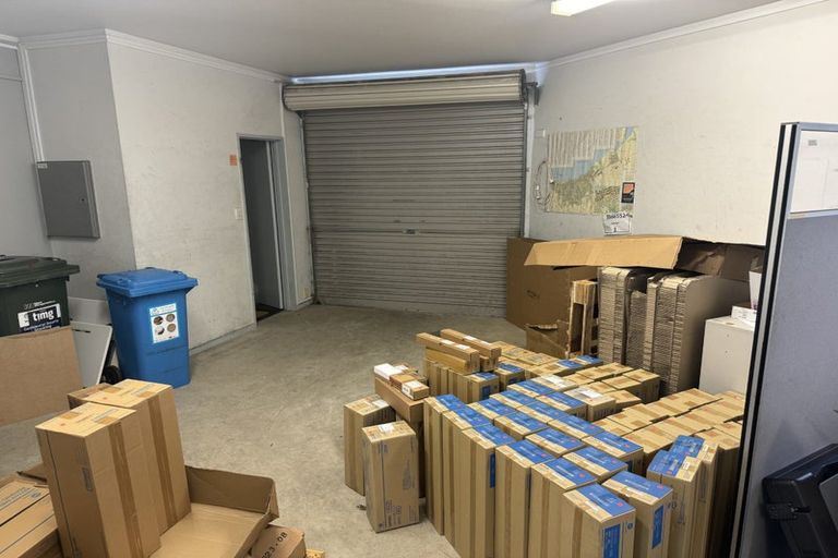 Photo of property in 352 Devon Street West, Lynmouth, New Plymouth, 4310