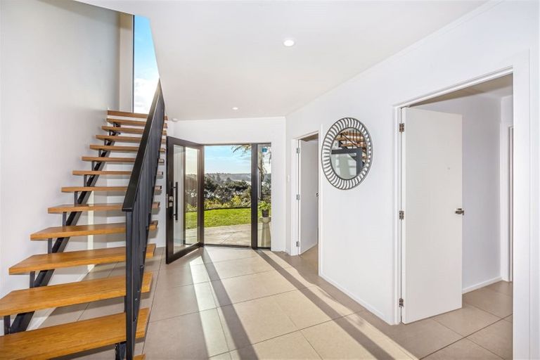 Photo of property in 19 Marae Road, Greenhithe, Auckland, 0632