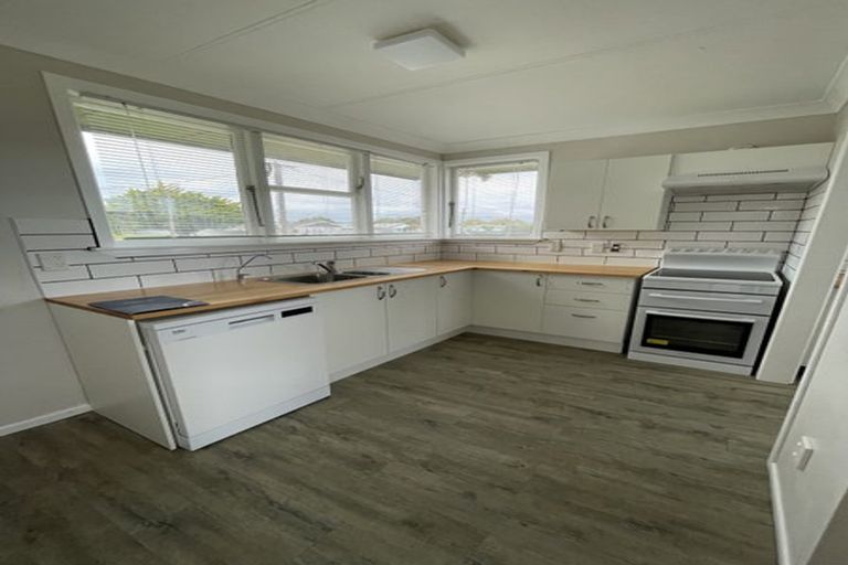 Photo of property in 43 Futter Street, Foxton, 4814