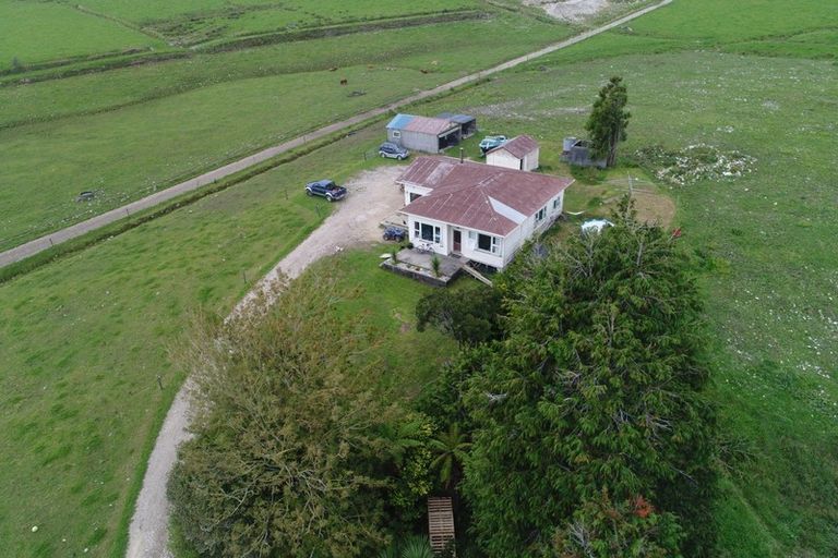 Photo of property in 24 Curries Road, Karamea, 7893
