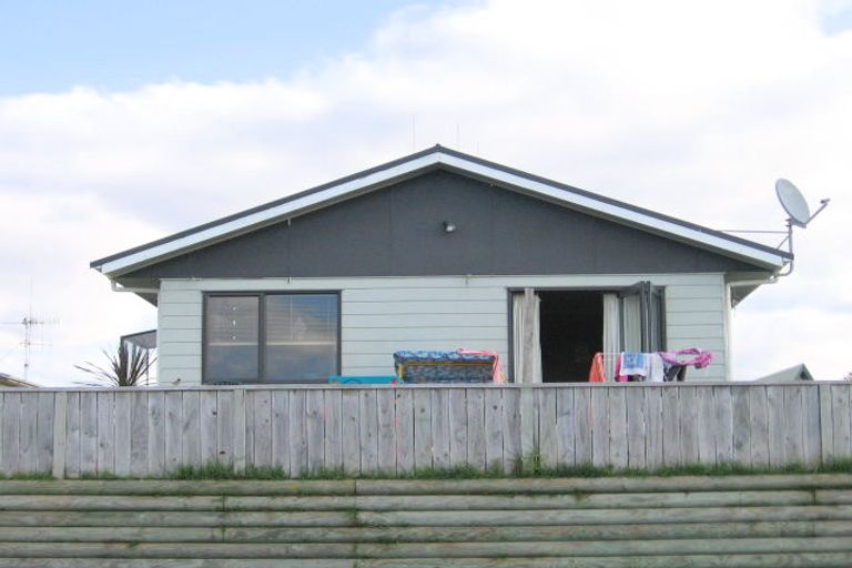 Photo of property in 810 Papamoa Beach Road, Papamoa Beach, Papamoa, 3118