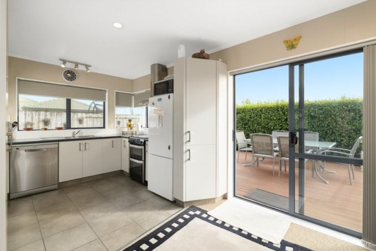 Photo of property in 315 Gravatt Road, Papamoa Beach, Papamoa, 3118