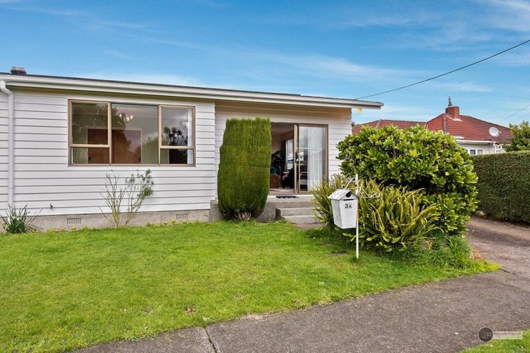 Photo of property in 3a Godley Street, Waterloo, Lower Hutt, 5011