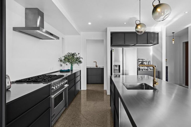 Photo of property in 22 Heipipi Drive, Eskdale, Napier, 4182