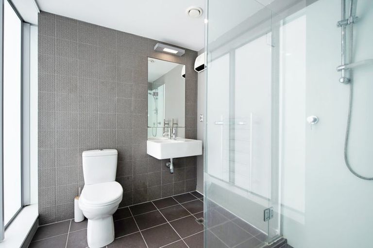 Photo of property in Portal Apartments, 3d/42 Cable Street, Te Aro, Wellington, 6011