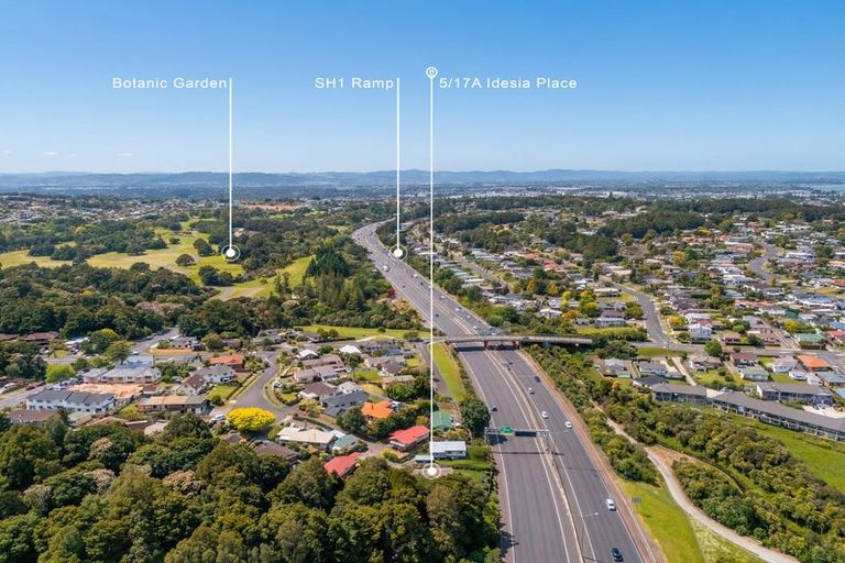 Photo of property in 5/17a Idesia Place, Totara Heights, Auckland, 2105