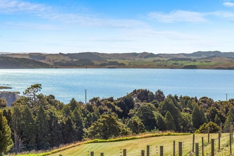 Photo of property in 24 Shegadeen Road, Wharehine, Wellsford, 0973