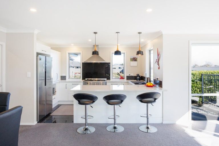 Photo of property in 34 Dogwood Way, Milson, Palmerston North, 4414