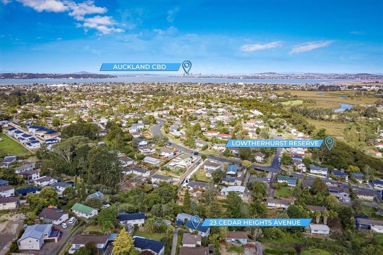 Photo of property in 23 Cedar Heights Avenue, Massey, Auckland, 0614