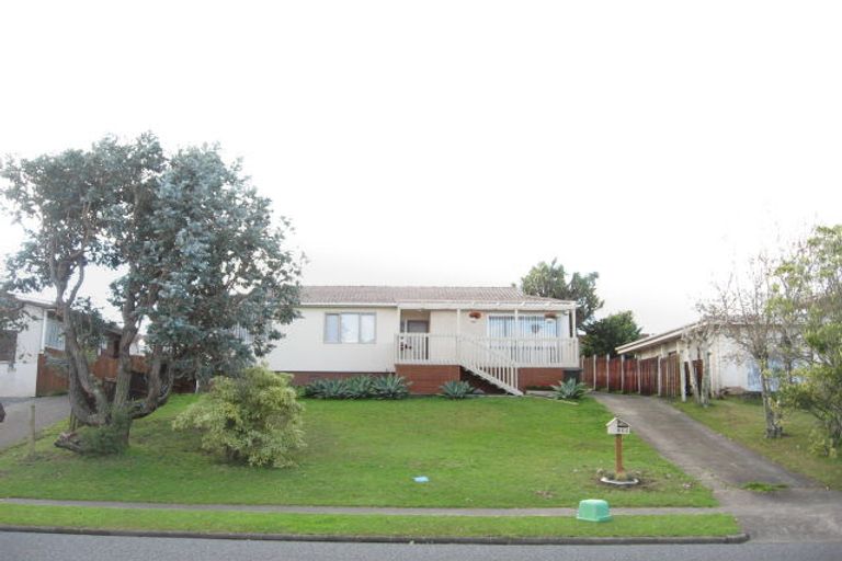 Photo of property in 106 Reeves Road, Pakuranga Heights, Auckland, 2010