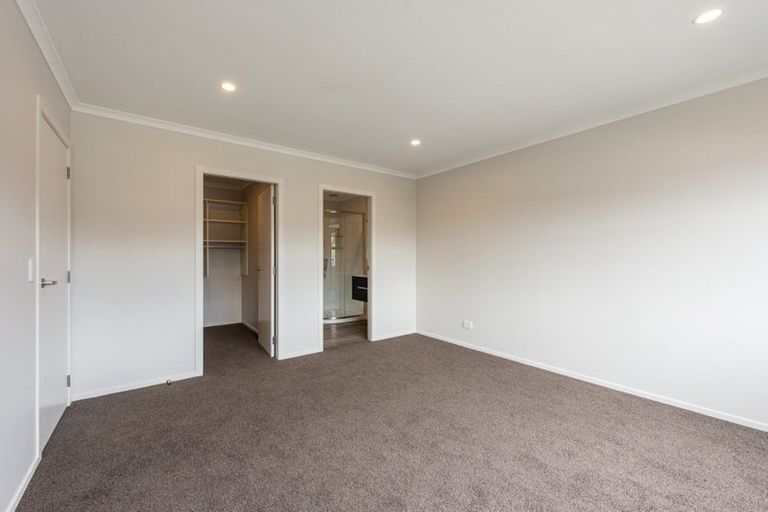 Photo of property in 52 Pateke Drive, Kenepuru, Porirua, 5022