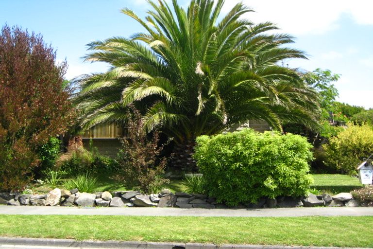 Photo of property in 7 Stanton Crescent, Hoon Hay, Christchurch, 8025
