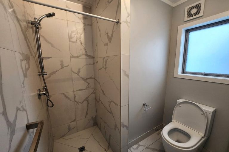 Photo of property in 7a Litchfield Place, Clarks Beach, 2122