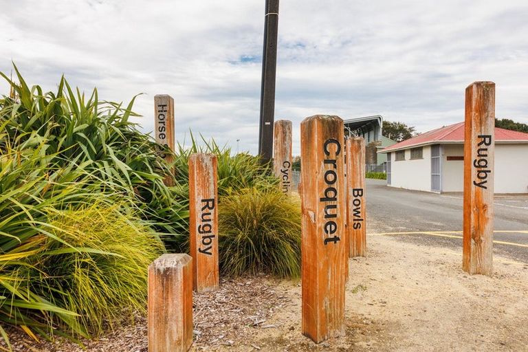 Photo of property in 34 Wellington Street, Feilding, 4702