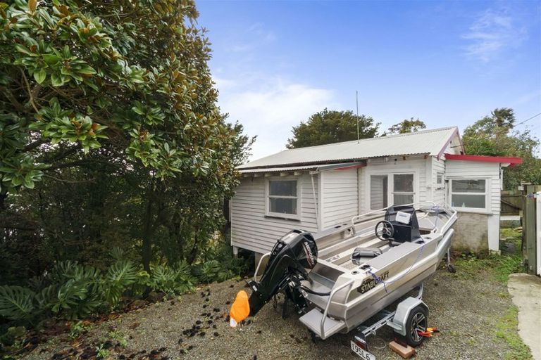 Photo of property in 5 Argyle Road, Browns Bay, Auckland, 0630