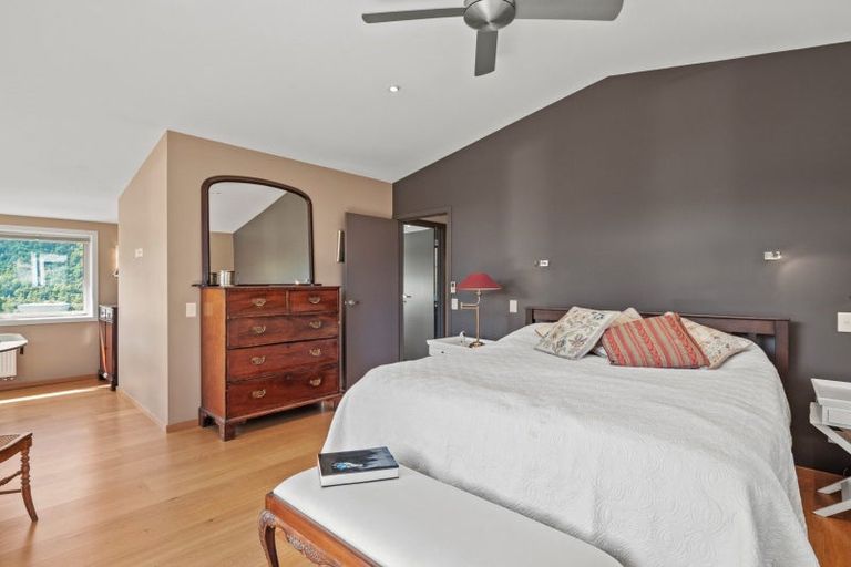 Photo of property in 115 Cotter Avenue, Arrowtown, 9302