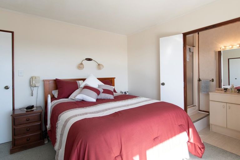 Photo of property in 145 Bellevue Road, Brookfield, Tauranga, 3110