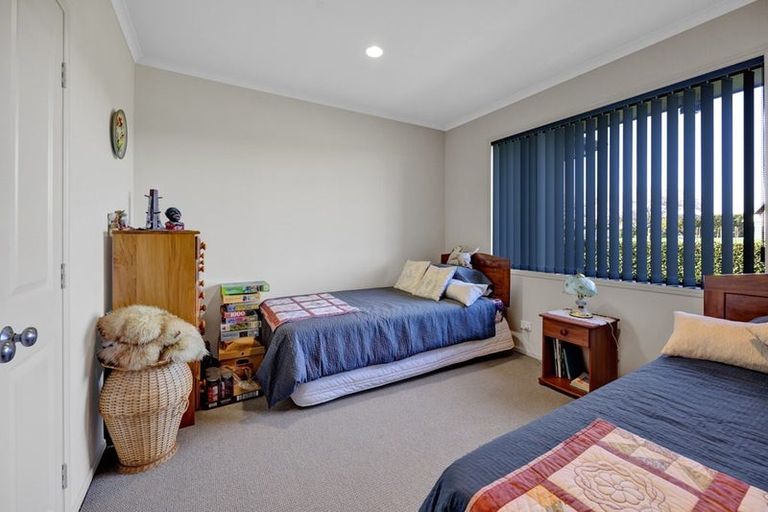 Photo of property in 274 Richmond Road, Lepperton, New Plymouth, 4373