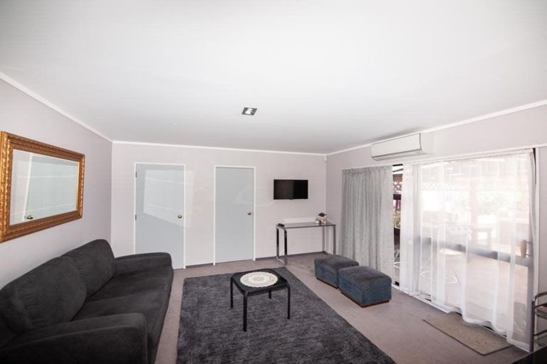 Photo of property in 71 Cortina Avenue, Johnsonville, Wellington, 6037