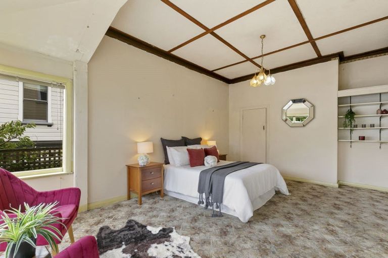 Photo of property in 25 Newman Terrace, Thorndon, Wellington, 6011