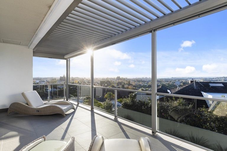 Photo of property in 16 La Colina Place, Bethlehem, Tauranga, 3110