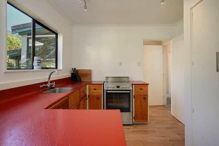 Photo of property in 5 Hillside Lane, The Brook, Nelson, 7010