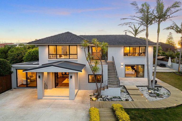 Photo of property in 1a Morrow Avenue, Bucklands Beach, Auckland, 2012