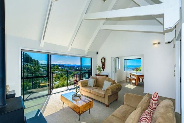 Photo of property in 11 Toledo Place, Mount Pleasant, Christchurch, 8081