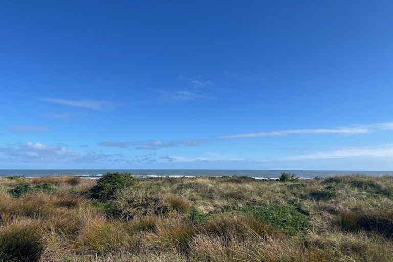 Photo of property in 83 Rua Avenue, Waitarere Beach, Levin, 5510