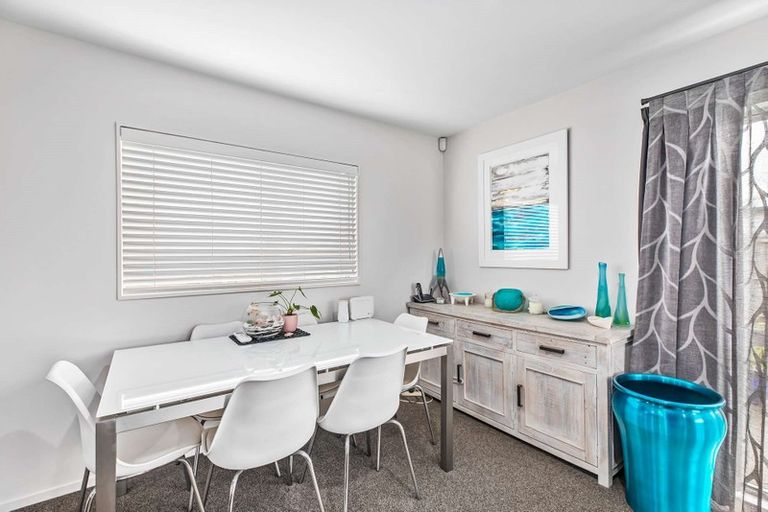 Photo of property in 33 Arion Road, Takanini, 2112