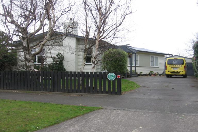 Photo of property in 40 Karamea Crescent, Kelvin Grove, Palmerston North, 4414