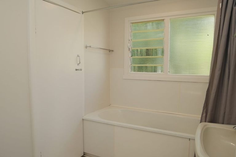 Photo of property in 74 Matai Road, Raumati South, Paraparaumu, 5032