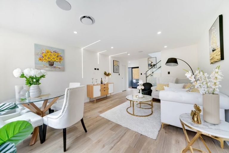 Photo of property in 2c Ross Avenue, Papatoetoe, Auckland, 2025