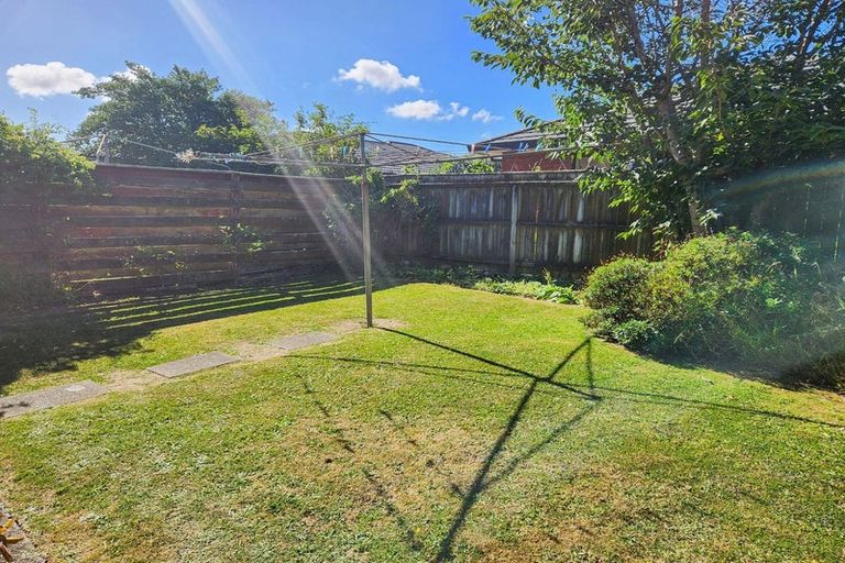 Photo of property in 25a Stamford Grove, Avalon, Lower Hutt, 5011