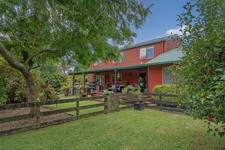 Photo of property in 5 Golf Road, Whitianga, 3591