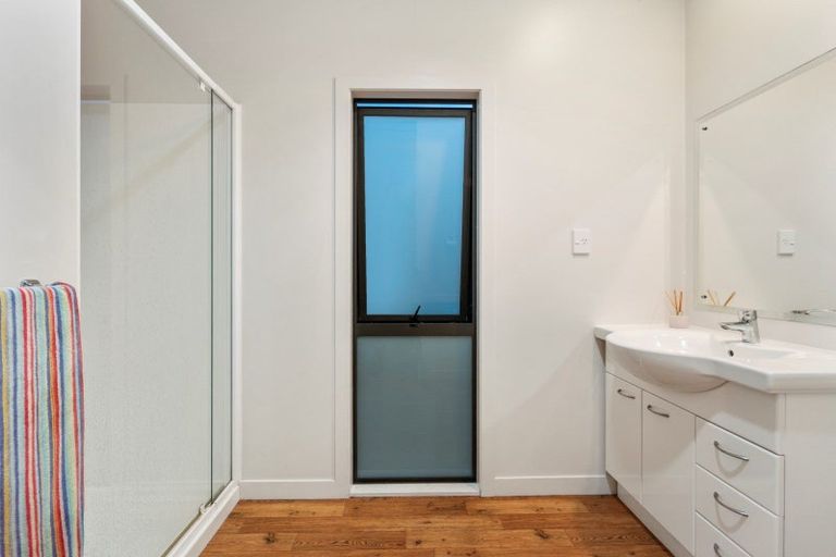 Photo of property in 166 Valley Road, Mount Maunganui, 3116