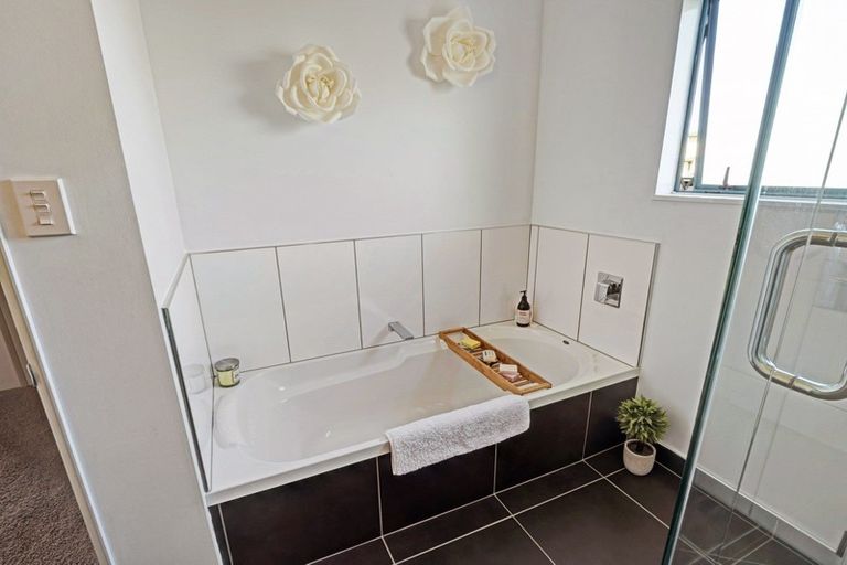 Photo of property in 38 The Loop, Meeanee, Napier, 4110