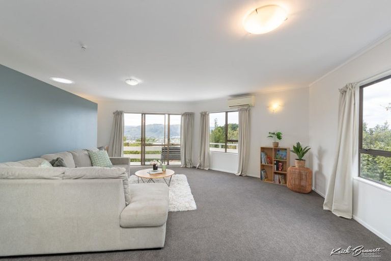 Photo of property in 29 Stanhope Grove, Korokoro, Lower Hutt, 5012