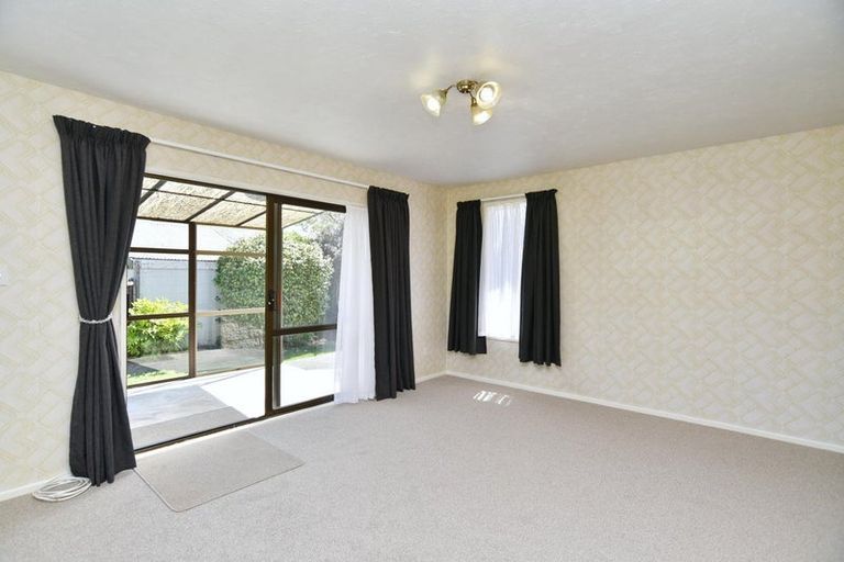 Photo of property in 22a William Street, Rangiora, 7400