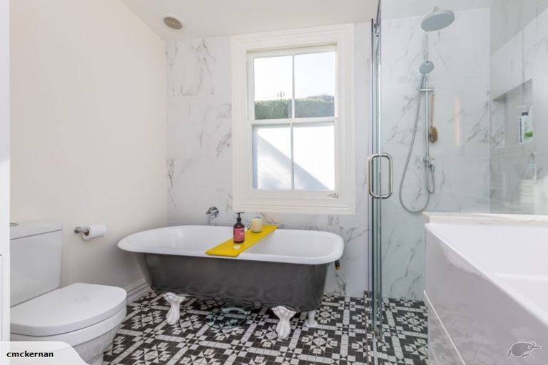 Photo of property in 12 Wynyard Road, Mount Eden, Auckland, 1024
