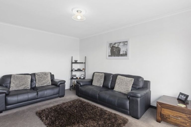 Photo of property in 16 Soper Road, Mosgiel, 9024