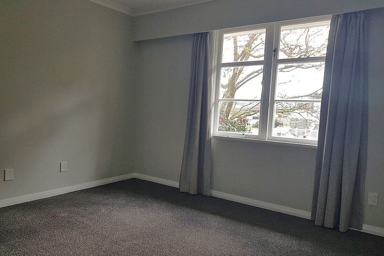 Photo of property in 98 Melbourne Street, South Dunedin, Dunedin, 9012