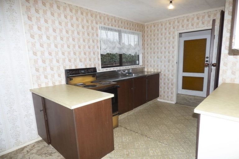 Photo of property in 1/24 Bulteel Street, New Plymouth, 4310