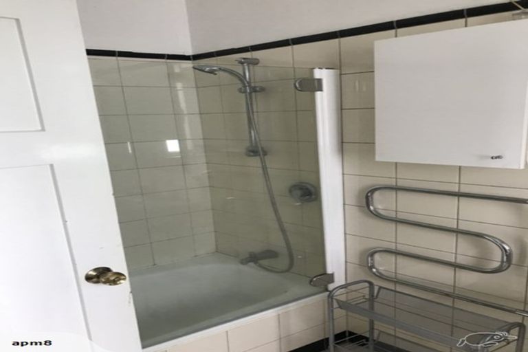 Photo of property in 2/73c Carlton Gore Road, Newmarket, Auckland, 1023