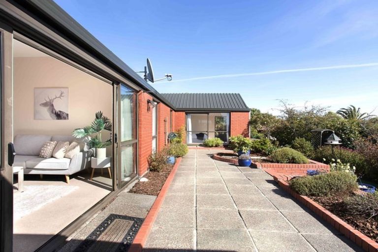 Photo of property in 224 Mount Pleasant Road, Mount Pleasant, Christchurch, 8081